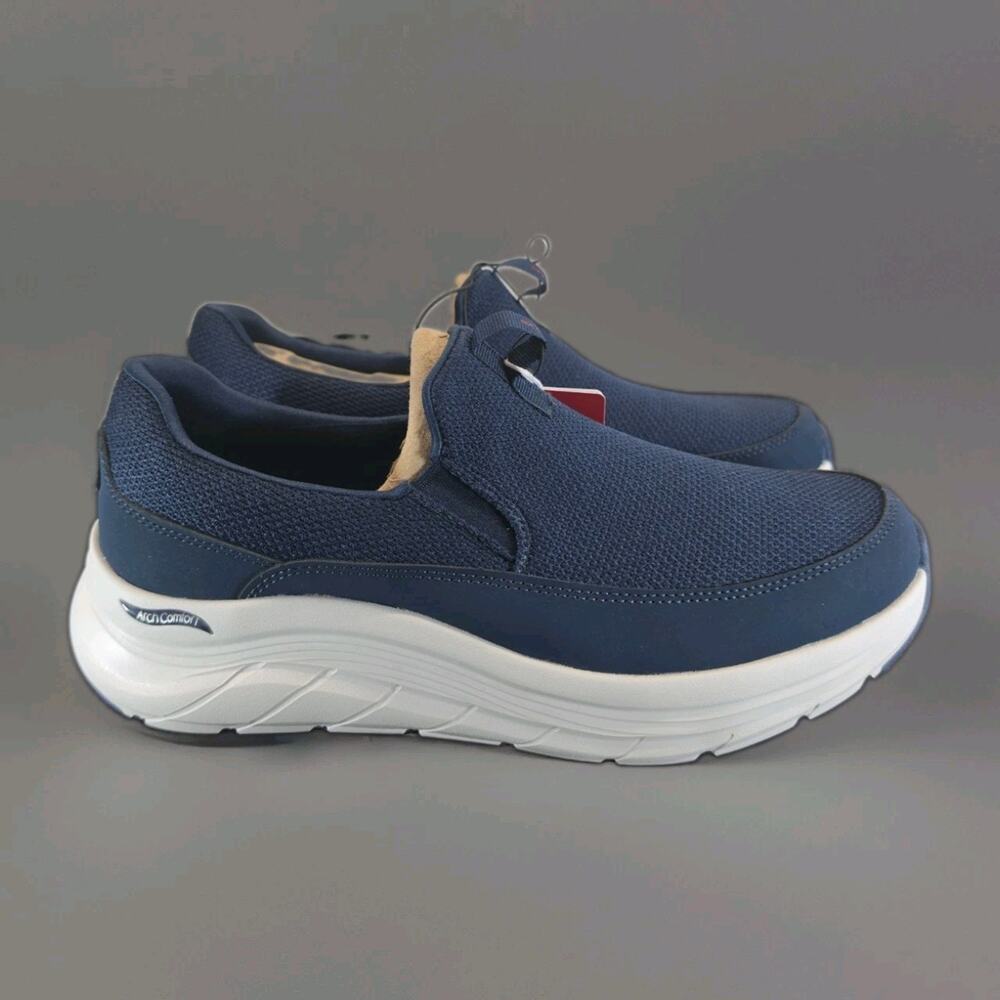 Size 10 Skechers Arch Comfort Flex. 66751S
